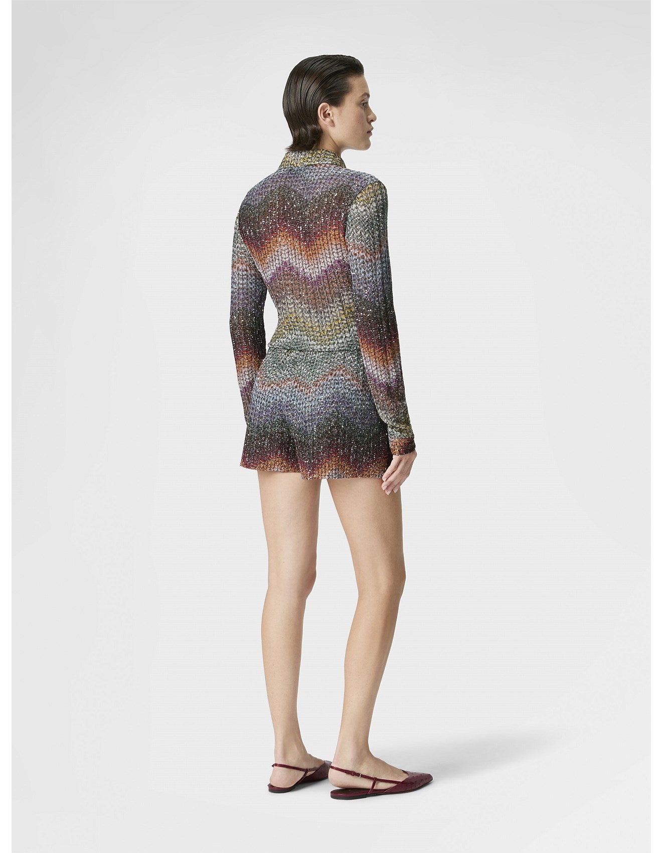 Missoni women's shorts in viscose lamé — Caperdoni loom Greek zigzag knit, sequins, elasticated waistband in. multi dark, back view